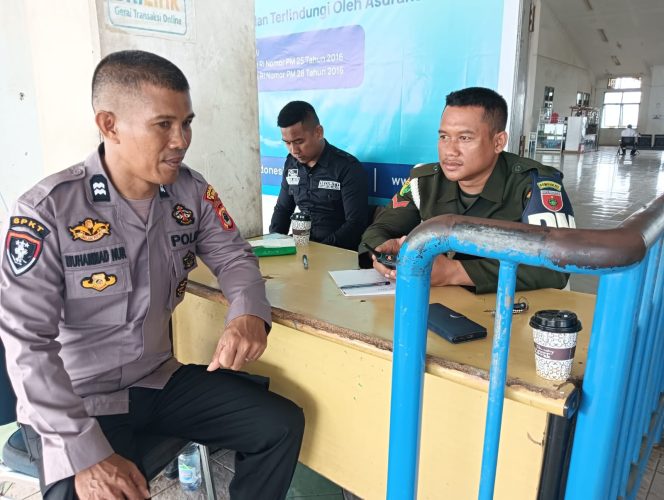 
 Sinergitas TNI POLRI, Duduk Bersama Berikan Pelayanan Kepada Pengguna Jasa