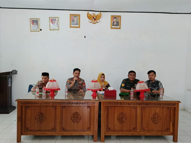 
 Bersinergi, Kapolsek Tellu Siattinge hadiri rapat koordinasi