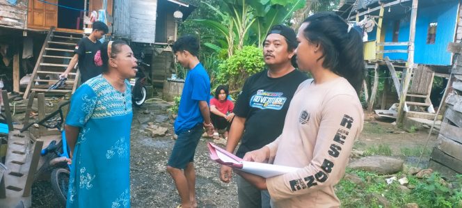 
 Kanit Intel Polsek Bengo, Dampingi Unit IV Sat Intelkam Polres Bone, dalam Penyelidikan Pra Eksekusi Tanah Perumahan, di Desa Tungke,