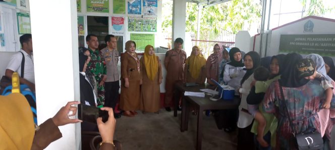 
 Bhabinkamtibmas Polsek Ulaweng, Dampingi Giat PIN Polio di Desa Ulaweng Cinnong