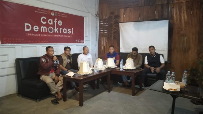 
 Kapolsek Ulaweng Hadiri Acara Cafe Demokrasi Di Adejay Cafe