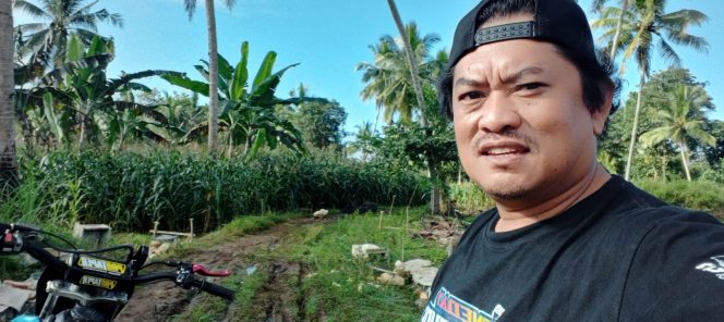 
 Kanit Intel Polsek Bengo, Tinjau Kondisi Jalan Pekuburan Petta Bulu, Menjelang Kunjungan Kapolda Sulsel,