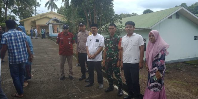 
 Dengan Sambang, Bripka Abustang Titip Pesan Kamtibmas, Tujuan Keamanan Polsek Tonra ,Polres Bone