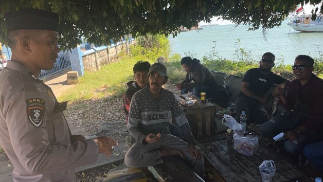 
 Bersama Pengguna Jasa, Lakukan Jumat Curhat Dengarkan Keluhan Masyarakat