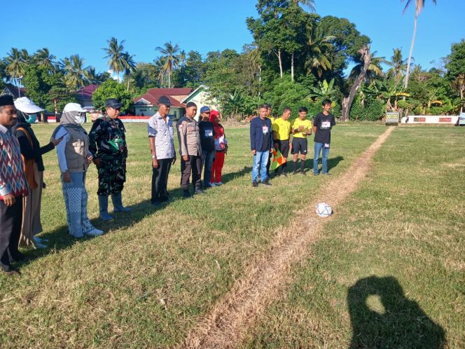 
 Kanit Binmas Polsek Cenrana Hadiri Pembukaan Turnamen Sepak Bola