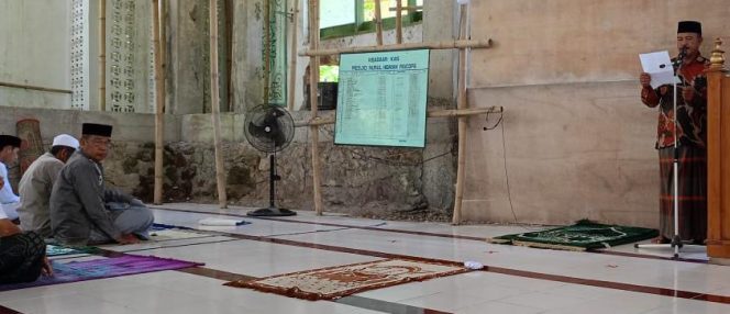 
 Safari Jumat Dai Mitra Kamtibmas Polsek Awangpone Polres Bone Sosialisasikan Pilkada Damai