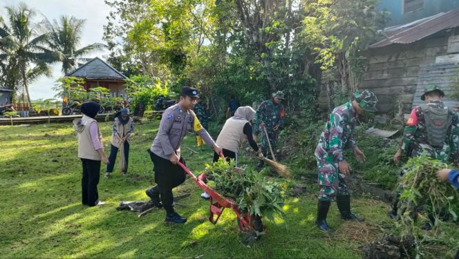 
 TUPOKSI BHABIN ADALAH  KUNJUNGI WARGANYA  ,TITIP PESAN KAMTIBMAS POLSEK TONRA, POLRES BONE