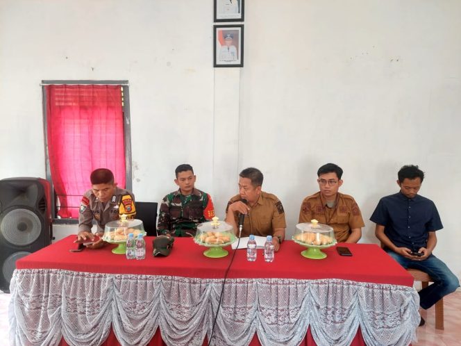 
 Bripka Idrus hadir Bersinergi dukung program pemerintah, Bripka Idrus hadiri Rakor terkait STBM di desa binaan