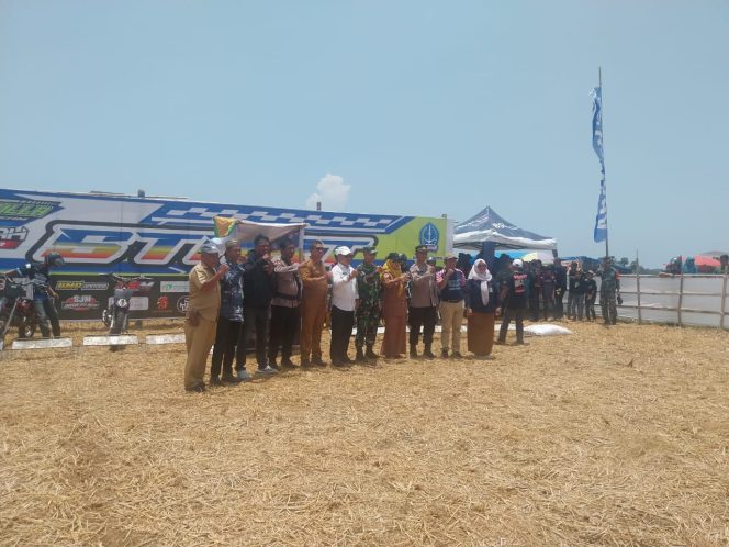 
 Wakapolsek Tellu Siattinge hadiri pembukaan balap sepeda motor ojek gabah