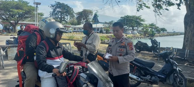 
 Keberangkatan Kapal, Personil Lakukan Pengamanan
