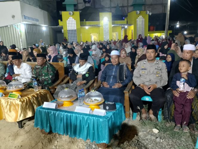 
 Bhabinkamtibmas Kelurahan Hadiri Acara Peringatan Maulid Nabi di Tempat Binaannya.