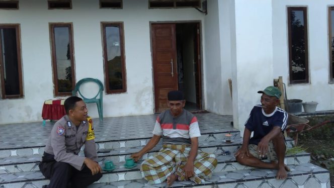 
 Sambang Bripka Abustang Titip Pesan Kamtibmas, Tujuan Keamanan Polsek Tonra ,Polres Bone