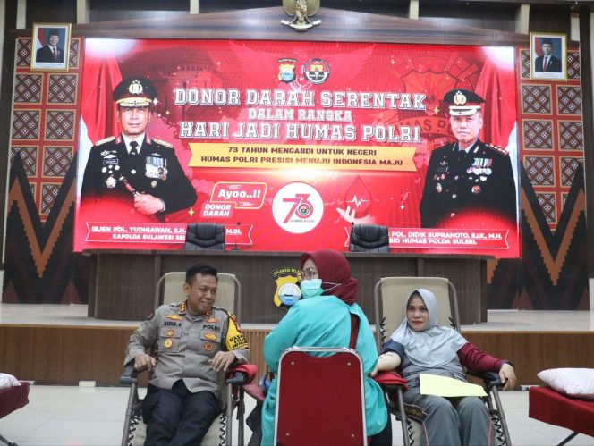 
 Peringati Hari Jadi Humas Polri ke-73, Bid Humas Polda Sulsel Gelar Aksi Donor Darah