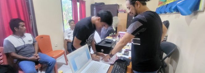 
 Bhabinkamtibmas Kolaborasi Kanit Reskrim Mediasi Penyelesaian Masalah Media Problem Solving