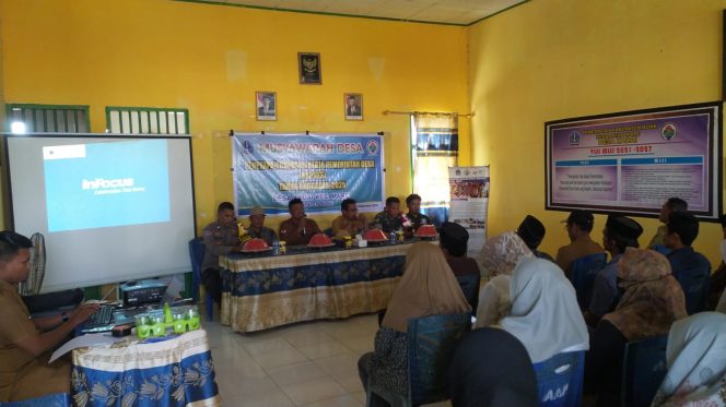 
 Bhabinkamtibmas Polsek Mare Hadiri Kegiatan Penetapan RKPDES Desa Tahun Anggaran 2025