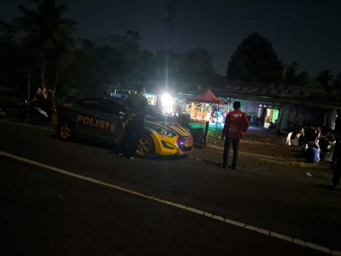 
 Jelang Pemilu Kada ,Polsek Tonra Laksanakan  Patroli Biru , Polres Bone