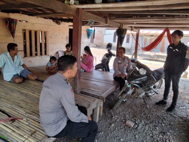 
 KA SPKT Polsek Sibulue Sambangi Rumah Tokoh Masyarakat