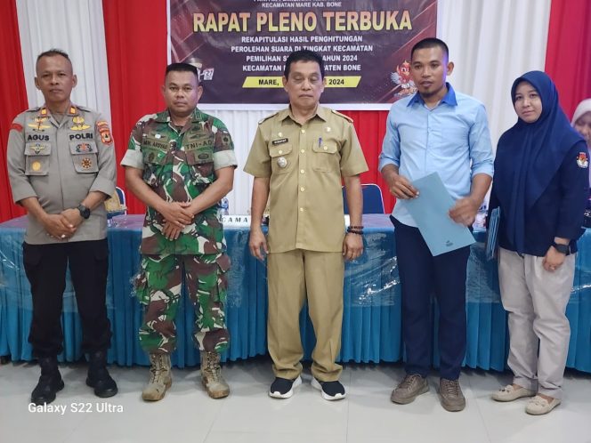 
 KAPOLSEK MARE POLRES BONE, HADIRI RAPAT PLENO TERBUKA HASIL AKHIR PERHITUNGAN SUARA PILKADA SERENTAK TAHUN 2024