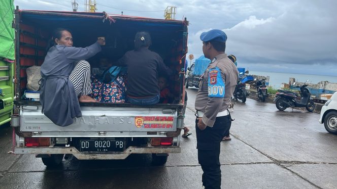 
 Ramai Penumpang, Beri Edukasi Keselamatan