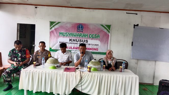 
 Bhabinkamtibmas Hadiri Musyawarah Desa Khusus di Daerah Binaannya