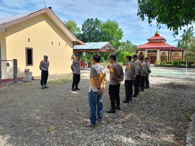 
 Kapolsek Awangpone  Polres Bone Berikan Arahan Pelaksanaan Operasi Miras, Petasan, Sajam, dan Narkoba