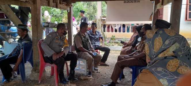 
 Demi Terwujudnya Kamtibmas, Bhabinkamtibmas Rutin Sambangi Warga