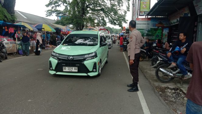 
 Pengaturan Rutin di Pasar Tacipi Guna Tingkatkan Keamanan, Kelancaran Kendaraan Serta Kenyamanan Pedagang