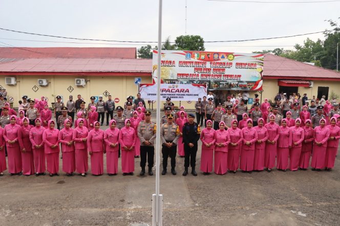 
 Kapolres AKBP Erwin Syah Pimpin Upacara Kenaikan Pangkat 63 Personel Polres Bone