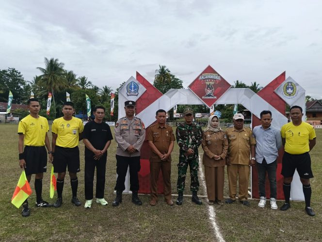 
 Aiptu H. Sulihim hadiri pembukaan turnamen sepak bola Salapanrenge CUP