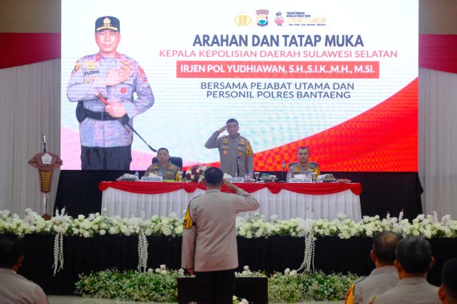 
 Kapolda Sulsel Kunjungi Polres Bantaeng, Ini Arahannya