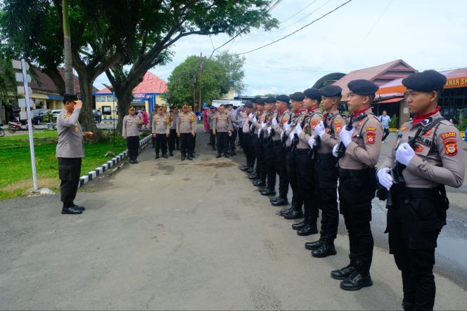 
 Kunjungan Kerja Kapolda Sulsel di Polres Pinrang: Dorong Program Ketahanan Pangan dan Tegaskan Etika Polri