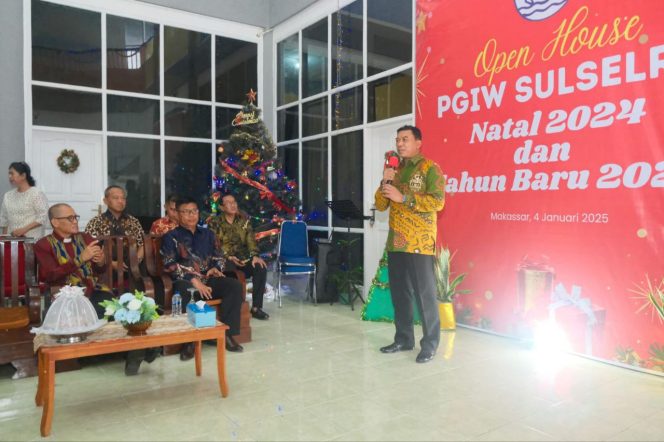 
 Kapolda Sulsel, “Semoga di Tahun 2025 penuh berkat dan penuh kebahagiaan”