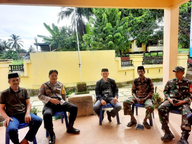 
 Ciptakan Kamtibmas Yang Kondusip Bhabinkamtibmas Sambang Desa dan Patroli Dialogis di Desa Binaan