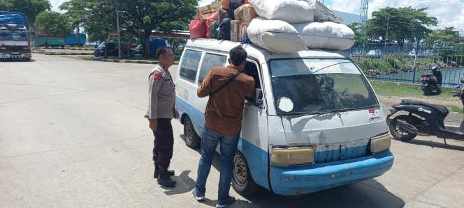 
 Padat Penumpang, Beri Edukasi Keselamatan