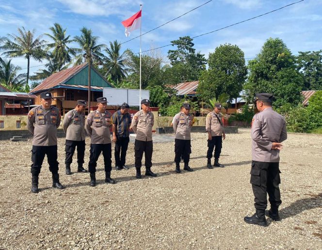 
 Wakapolsek Awangpone Beri Arahan kepada Personel untuk Tingkatkan Kedisiplinan dalam Tugas Jaga Tahanan