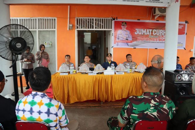 
 Ini Penyampaian Kapolres Bone Saat Melaksanakan Jumat Curhat di Tanete Riattang Timur