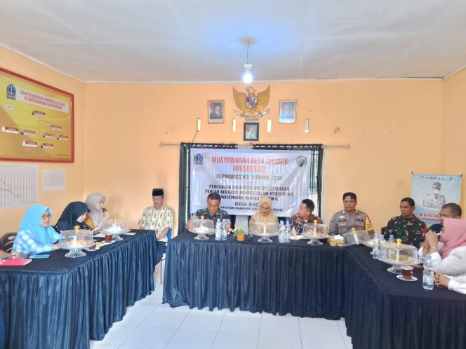 
 Bhabinkamtibmas Hadiri Musyawarah Penggunaan Dana Desa untuk Ketahanan Pangan Berbasis BUMDes di Desa Bacu