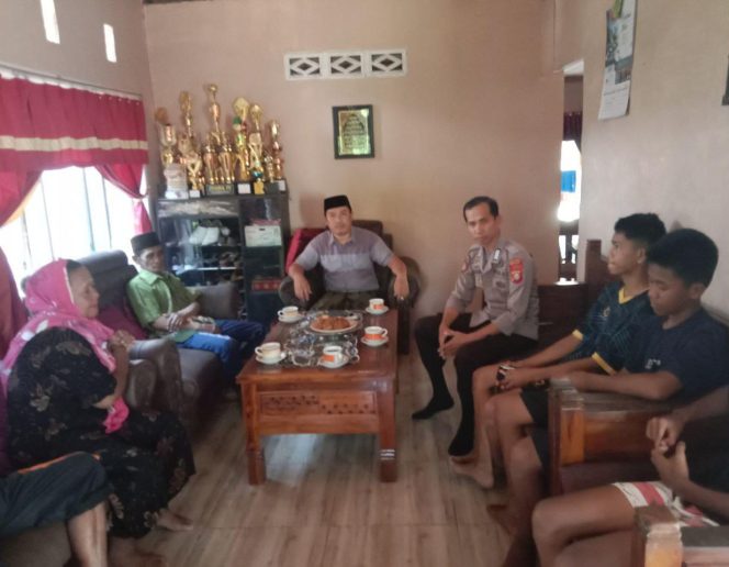 
 Silaturahmi Bhabinkamtibmas Bersama Tokoh Agama Dan Tokoh Masyarakat.