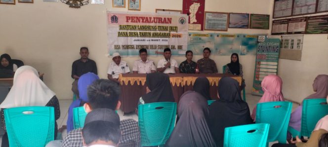 
 Pak Bhabin Bangun Sinergitas, Kawal Penyaluran BLT Desa Patangnga