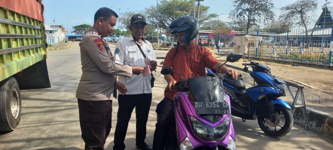 
 Ramai Penumpang, Personil Lakukan Pengamanan