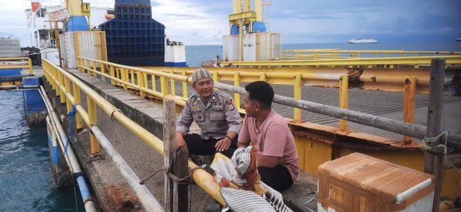 
 Temui Sopir , Pastikan Administrasi Pelayaran Sesuai Prosedur