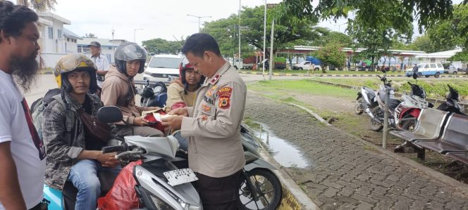 
 Keberangkatan Kapal, Personil Lakukan Pengamanan