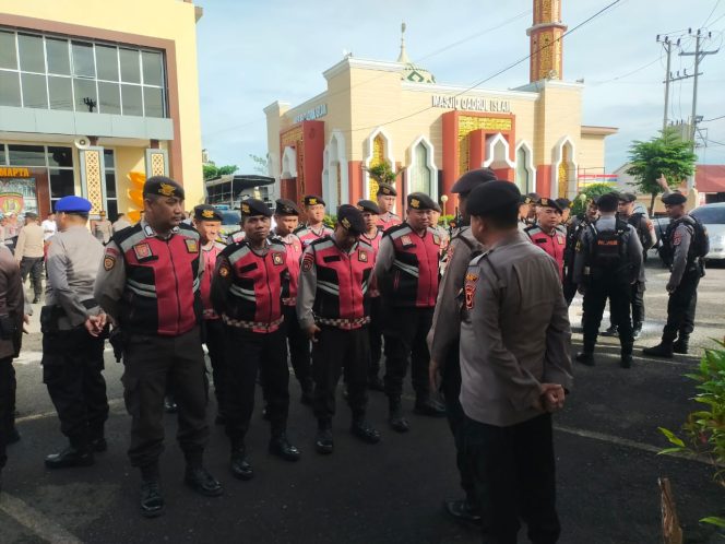
 Wujudkan Polri Presisi, KBO Samapta Polres Bone Rutin Berikan Arahan Ke Anggota Terkait Pelayanan pada Masyarakat