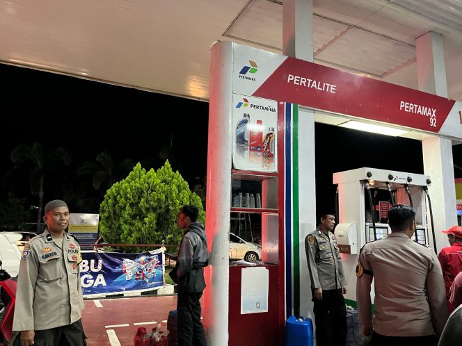
 ‎Cegah Gangguan Kamtibmas, Polsek Dua Boccoe Rutin Galakkan Patroli Malam