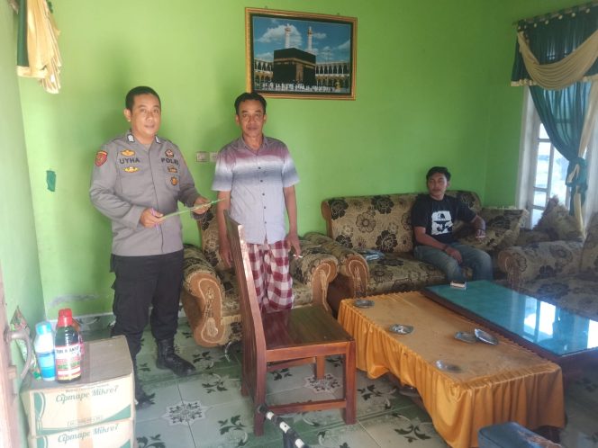 
 Respons Cepat Bhabinkamtibmas, Bripka Surya Tangani Laporan Pencurian Di Wilayah Binaan