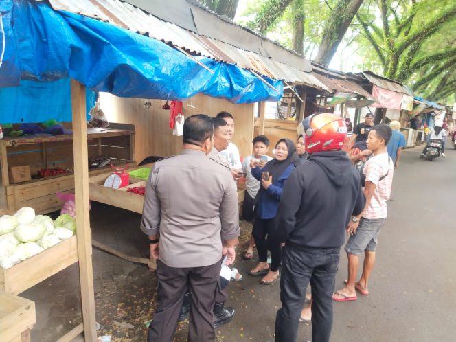 
 Sembako dan Perlengkapan Rumah Digasak, Polsek Tanete Riattang Bergerak Cepat