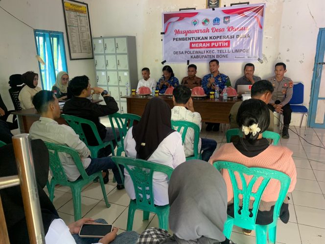 
 Musyawarah Desa Khusus Pembentukan Koperasi Merah Putih Desa Polewali 