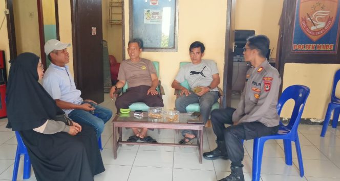 
 Kapolsek Mare Lakukan Mediasi Permasalahan Warga Demi Wujudkan Kamtibmas Kondusif