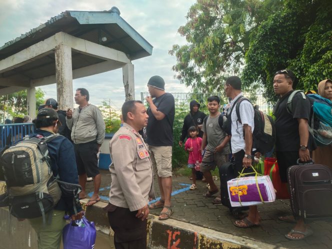 
 Beri Rasa Aman Kepada Pengguna Jasa, Lakukan Pelayanan Saat Pemuatan Kendaraan