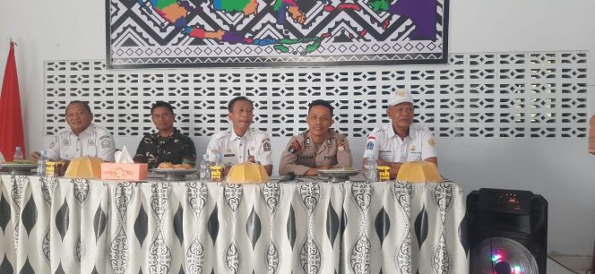
 Kapolsek Ponre hadiri giat pembentukan panitia HUT RI ke 80 dikantor kecamatan Ponre
